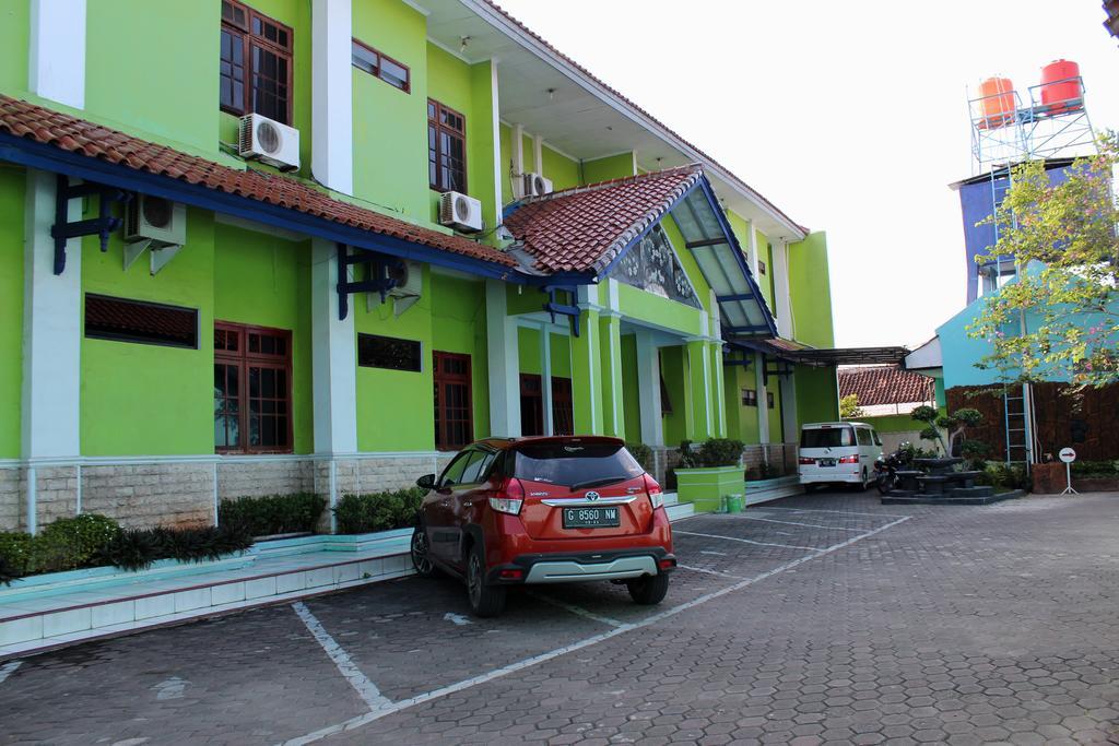 Hotel Indonesia Pekalongan Exterior photo