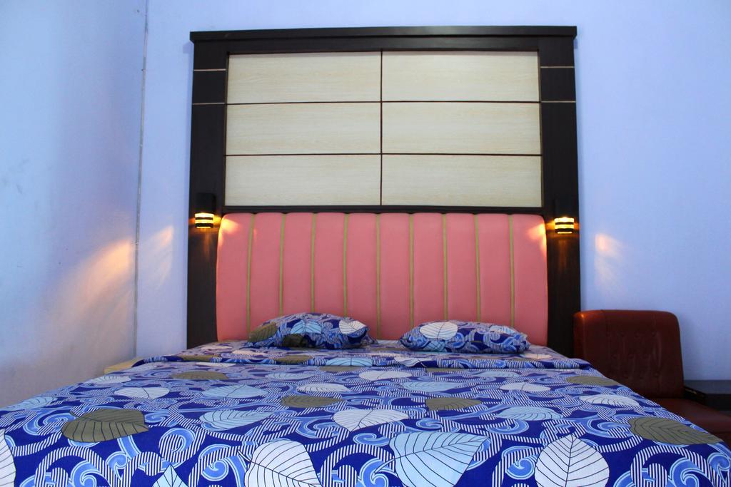 Hotel Indonesia Pekalongan Exterior photo